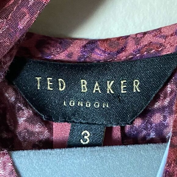 NWT Ted Baker Odesia Purple Pink Romper Print Wrap Front Size 8 - Picture 14 of 16